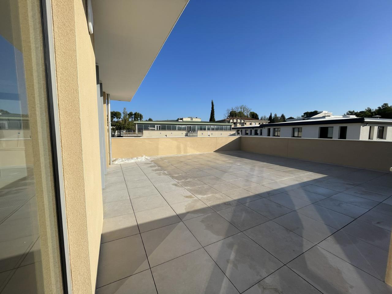 Bureau Aix-en-Provence 2416m² Location bureau Aix-en-Provence Bouches-du-Rhône OLBUR2115161 0